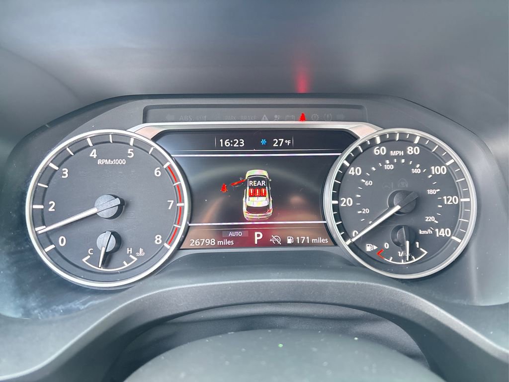 Used 2023 Nissan Rogue S image 21