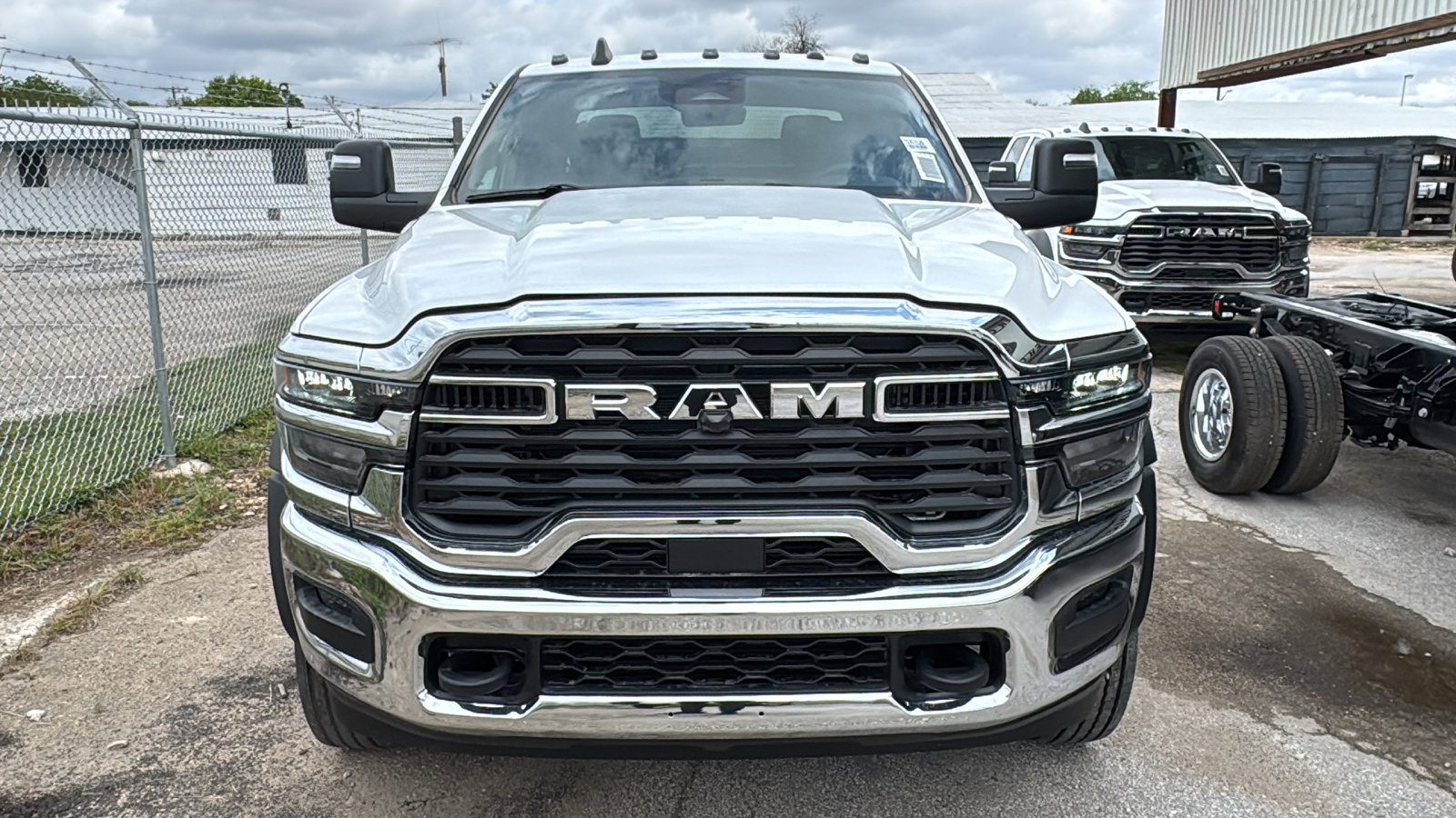 New 2026 RAM 5500 Tradesman w/ Chrome Appearance Group image 2