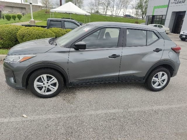 Used 2024 Nissan Kicks S image 11
