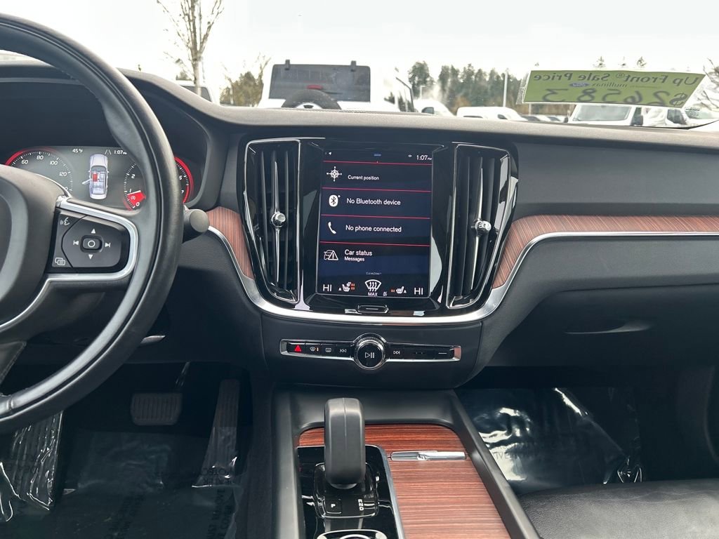 Used 2022 Volvo S60 B5 Momentum w/ Advanced Package image 25