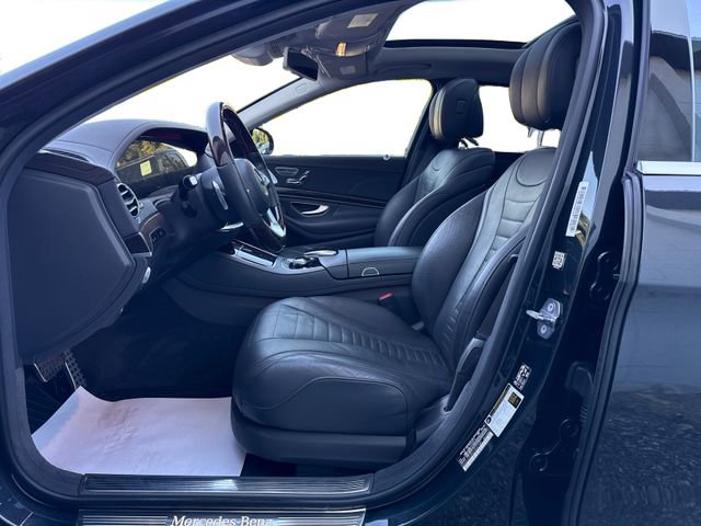 Used 2019 Mercedes-Benz S 560 4MATIC Sedan w/ AMG Line Exterior image 10