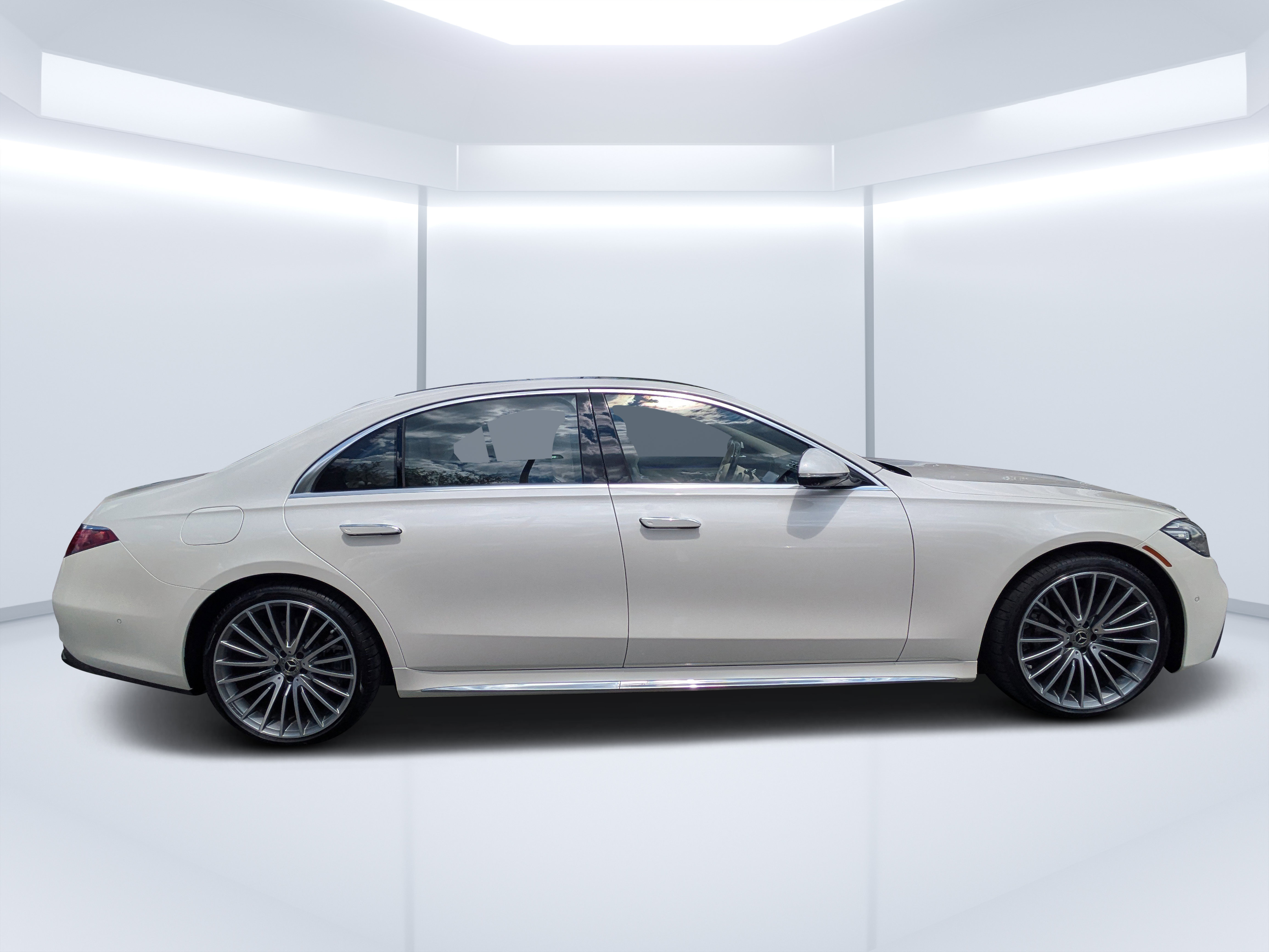 Certified 2023 Mercedes-Benz S 580 4MATIC Sedan image 2