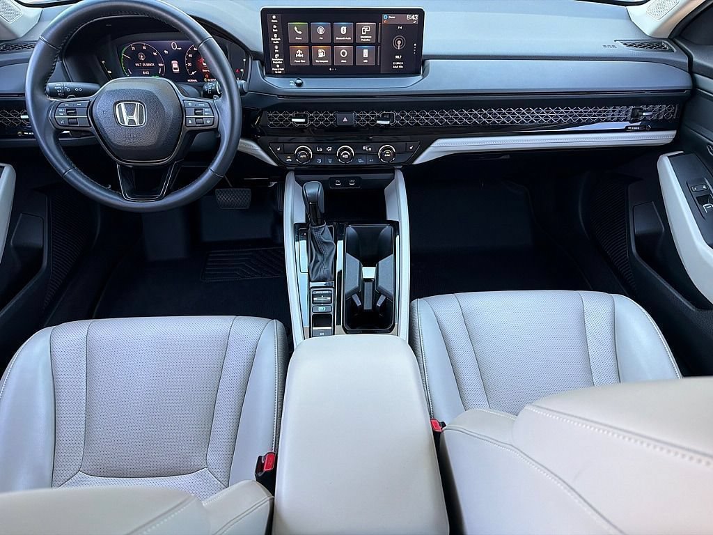 Used 2024 Honda Accord EX-L image 9