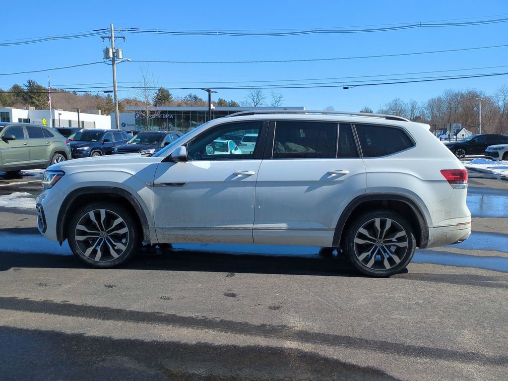 Used 2021 Volkswagen Atlas SEL R-Line image 6