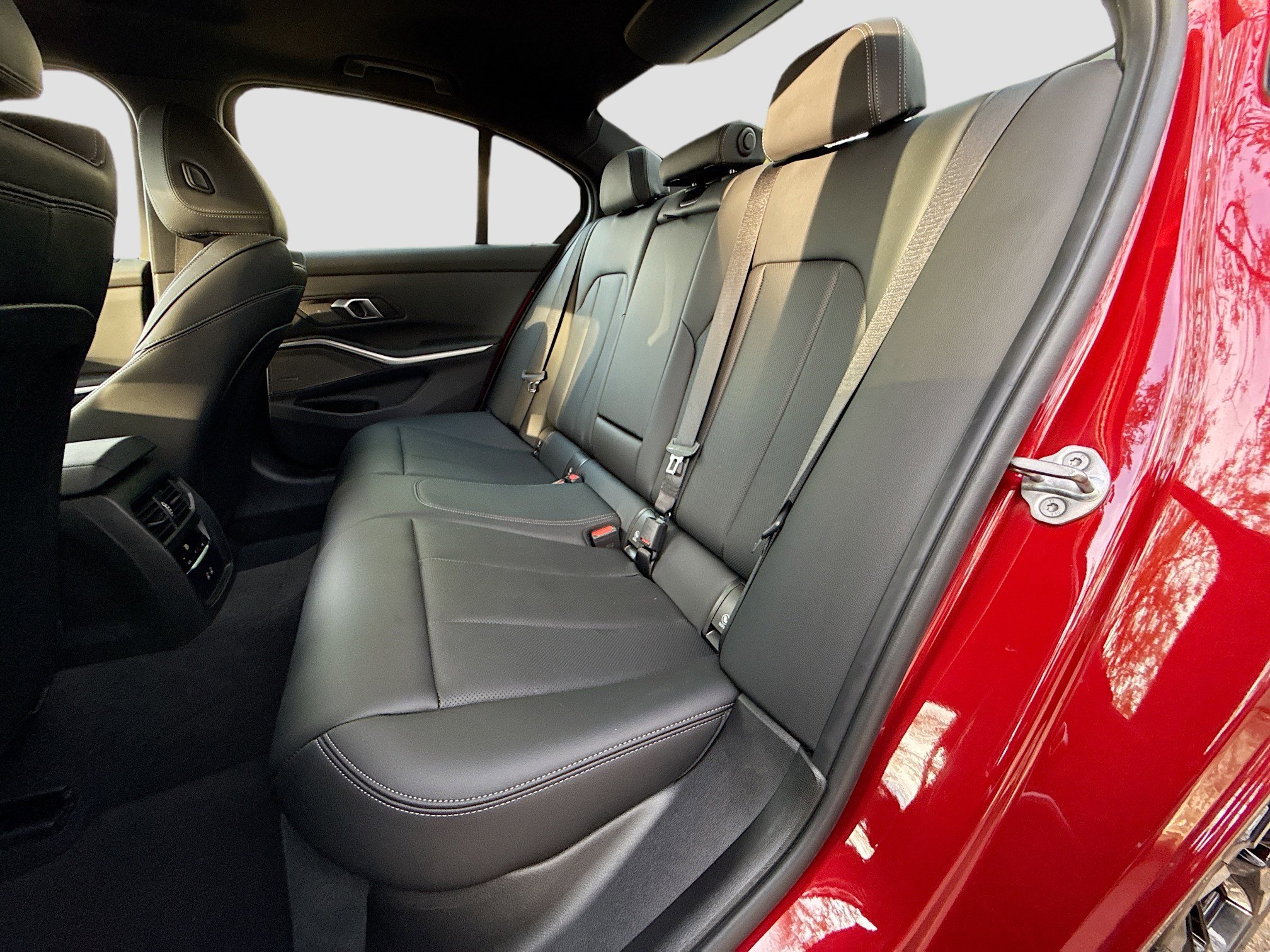 Used 2025 BMW M340i RWD image 21