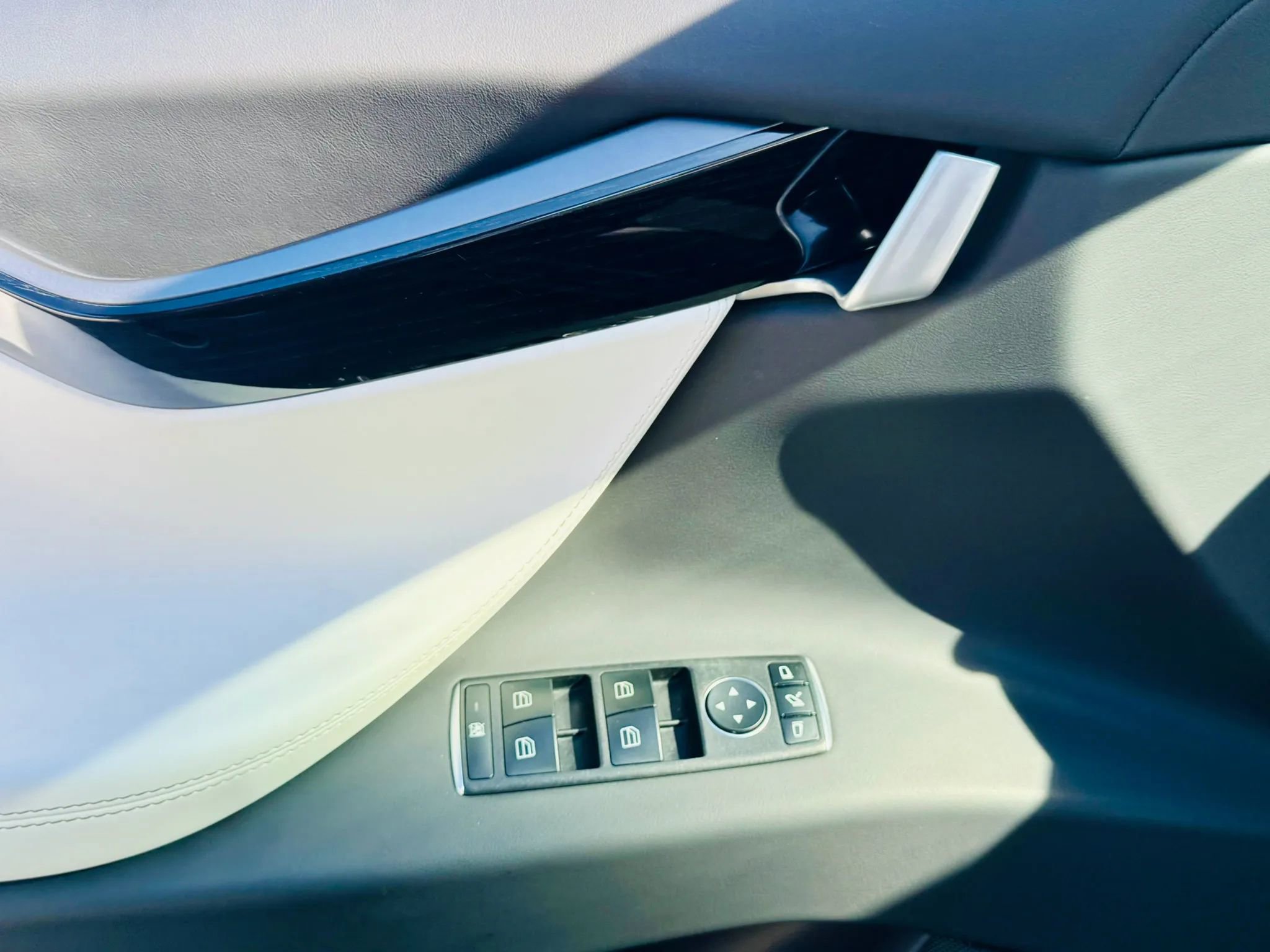 Used 2019 Tesla Model X 100D image 20