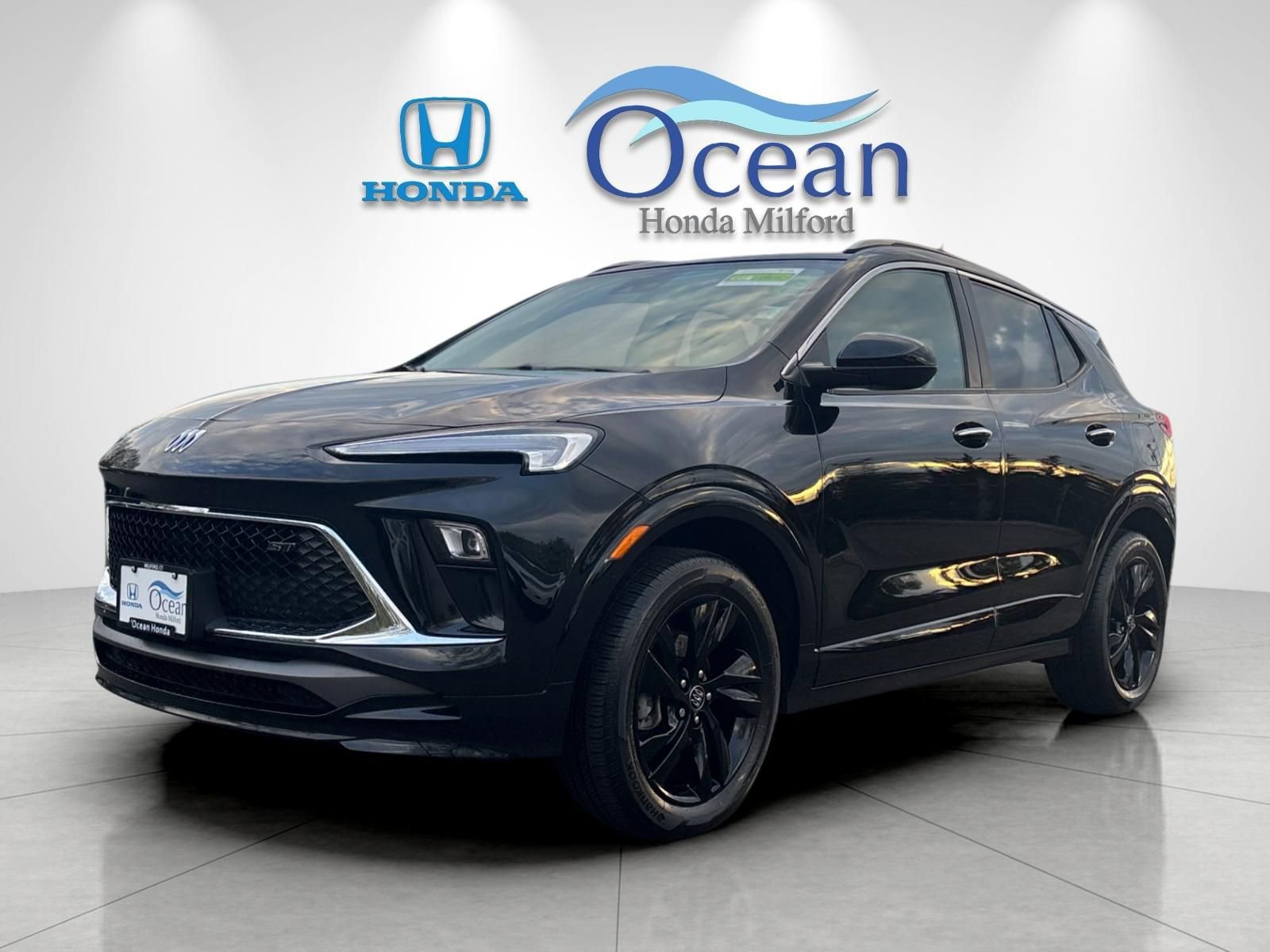 Used 2024 Buick Encore GX Sport Touring w/ Comfort Package AWD/4WD image 7