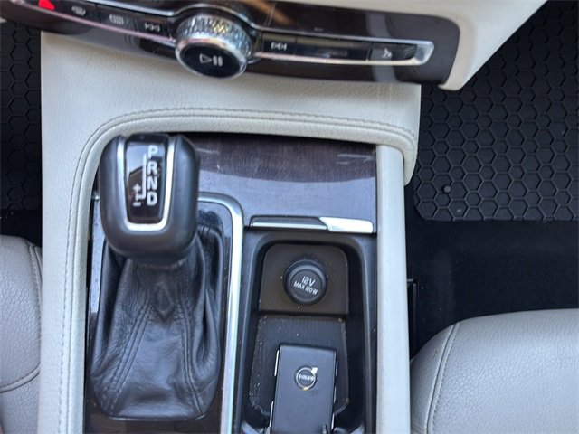 Used 2019 Volvo XC90 T6 Momentum image 30