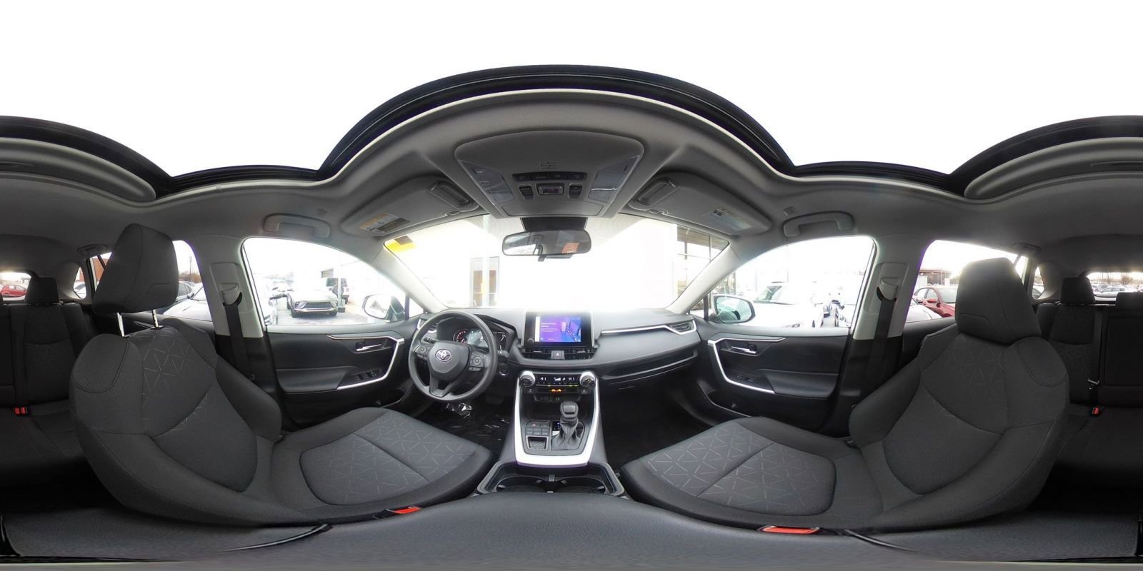 Used 2025 Toyota RAV4 XLE image 44