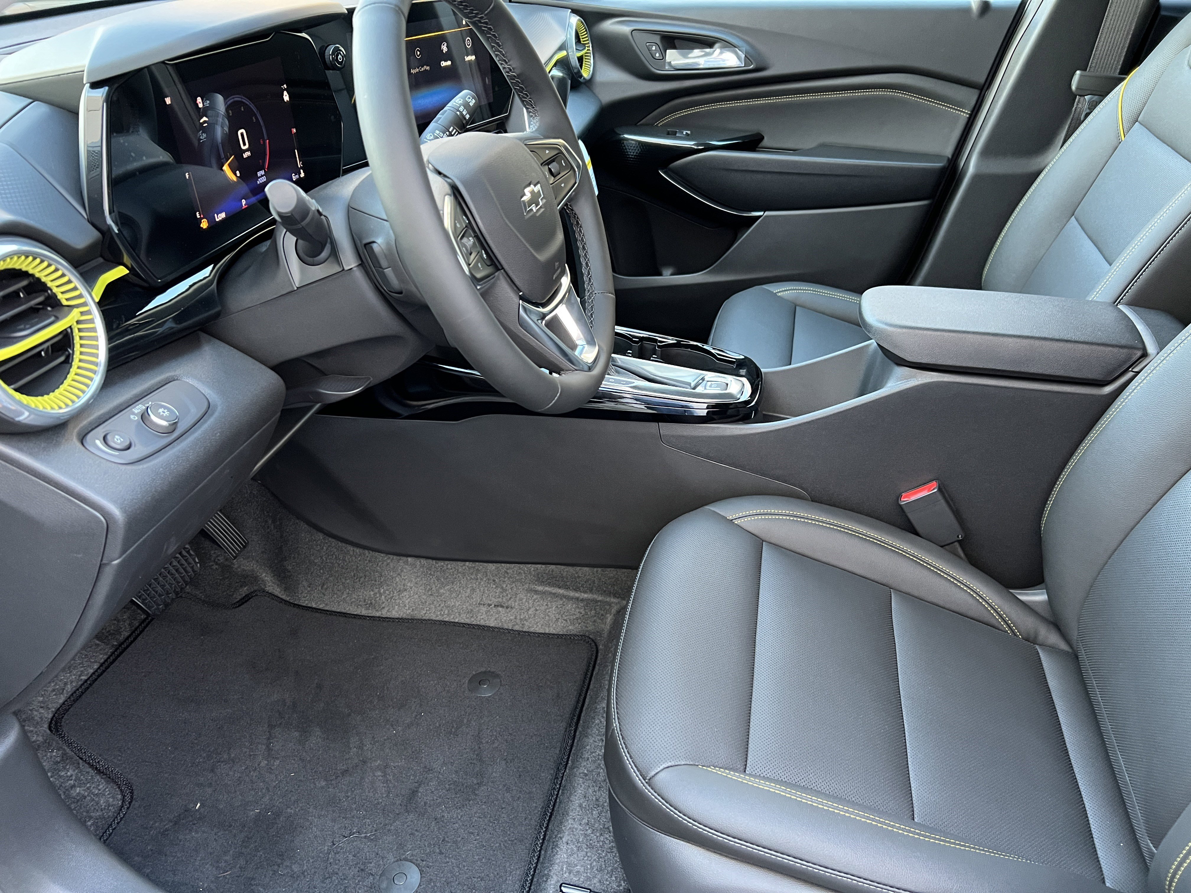 New 2026 Chevrolet Trax ACTIV w/ Driver Confidence Package image 14