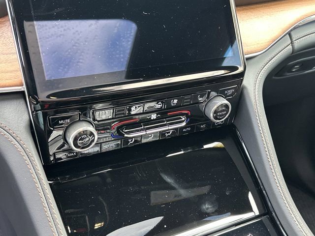 New 2025 Jeep Grand Cherokee Summit image 26