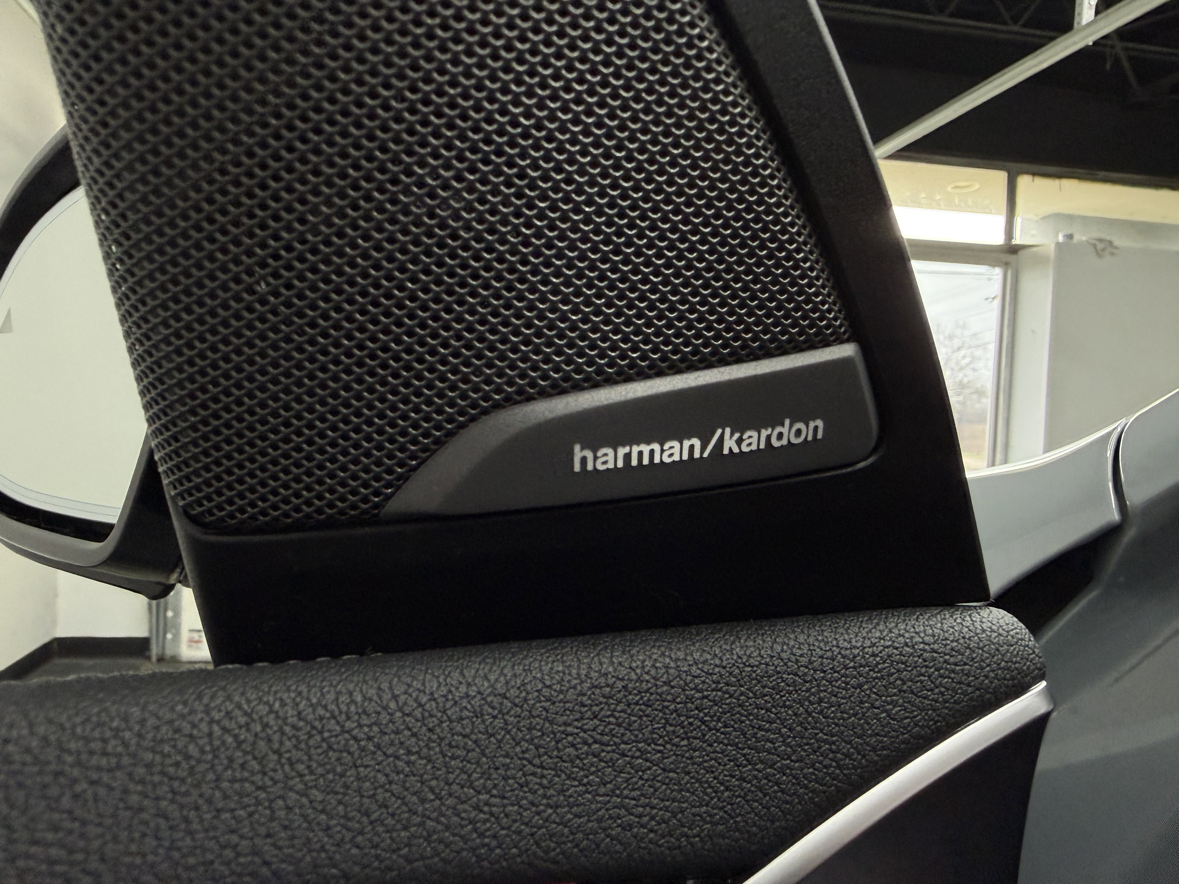 Used 2023 BMW X3 M40i image 13