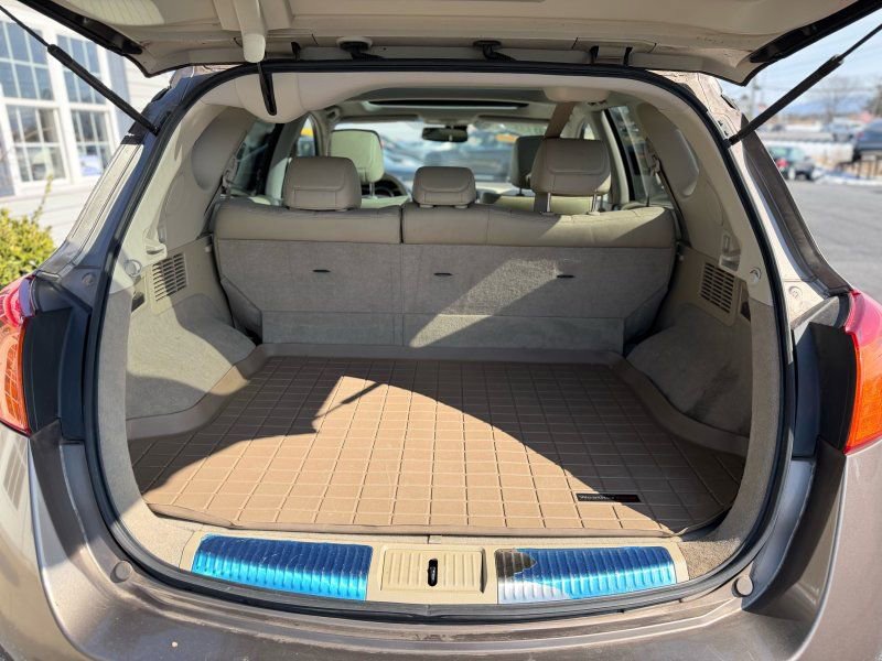 Used 2010 Nissan Murano LE w/ Navigation Pkg image 8