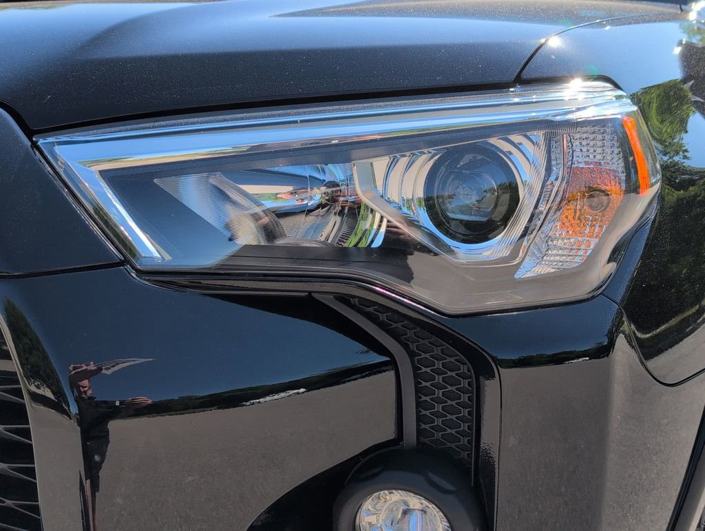 Used 2023 Toyota 4Runner TRD Off-Road Premium w/ Moonroof Package AWD/4WD image 7