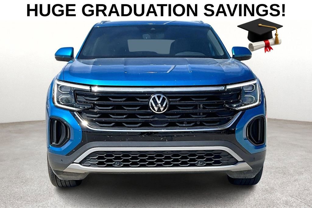 Used 2024 Volkswagen Atlas Cross Sport SE FWD image 5