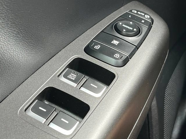 Used 2021 Kia Sportage LX w/ LX AWD Popular Package image 32