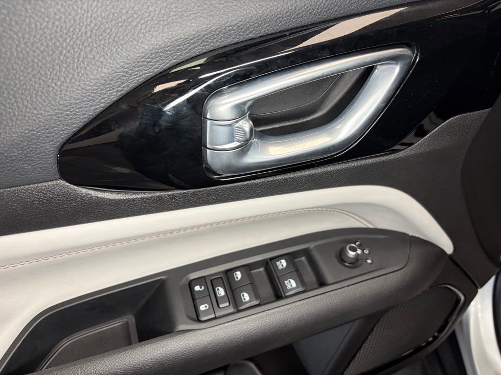 Used 2025 Jeep Compass Limited image 15