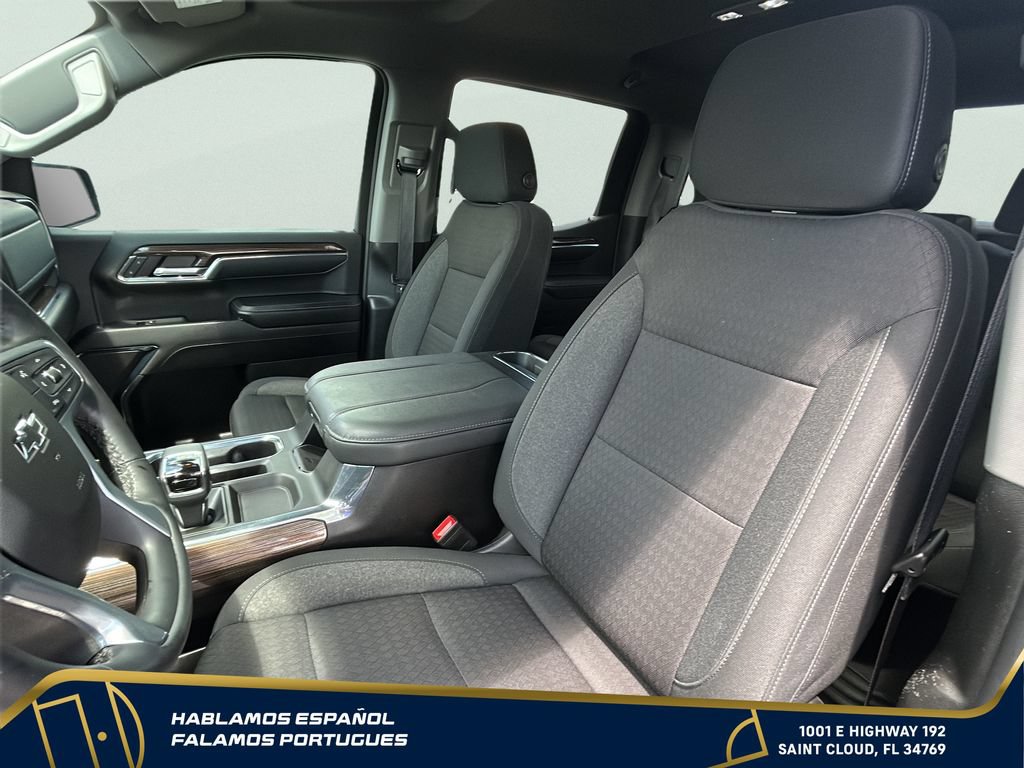 Used 2024 Chevrolet Silverado 1500 RST AWD/4WD image 15