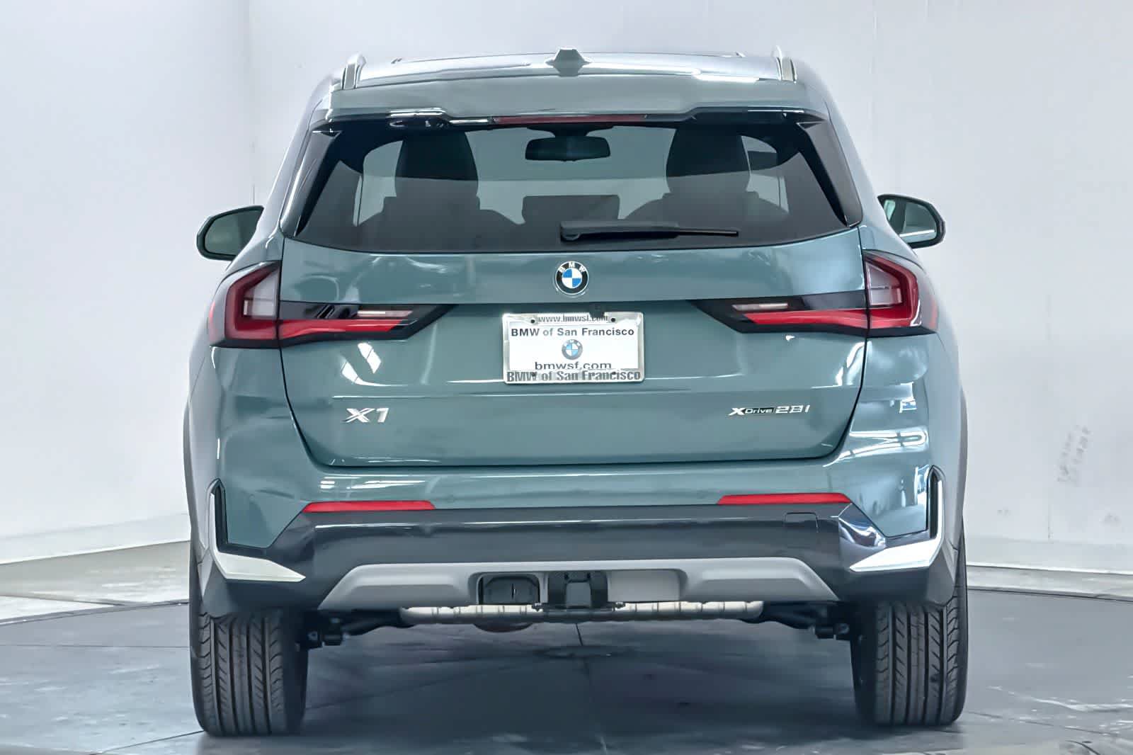 New 2026 BMW X1 xDrive28i w/ Technology Package AWD/4WD image 7