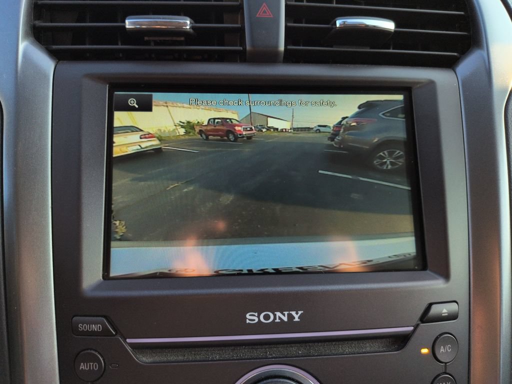 Used 2016 Ford Fusion Titanium FWD image 21