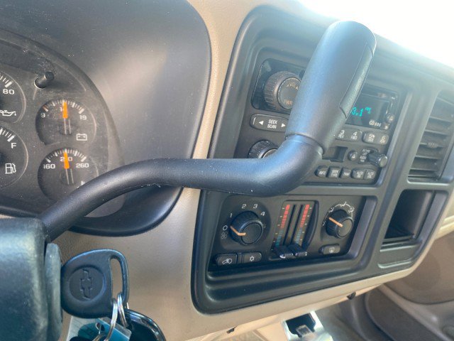Used 2003 Chevrolet Suburban LS image 51