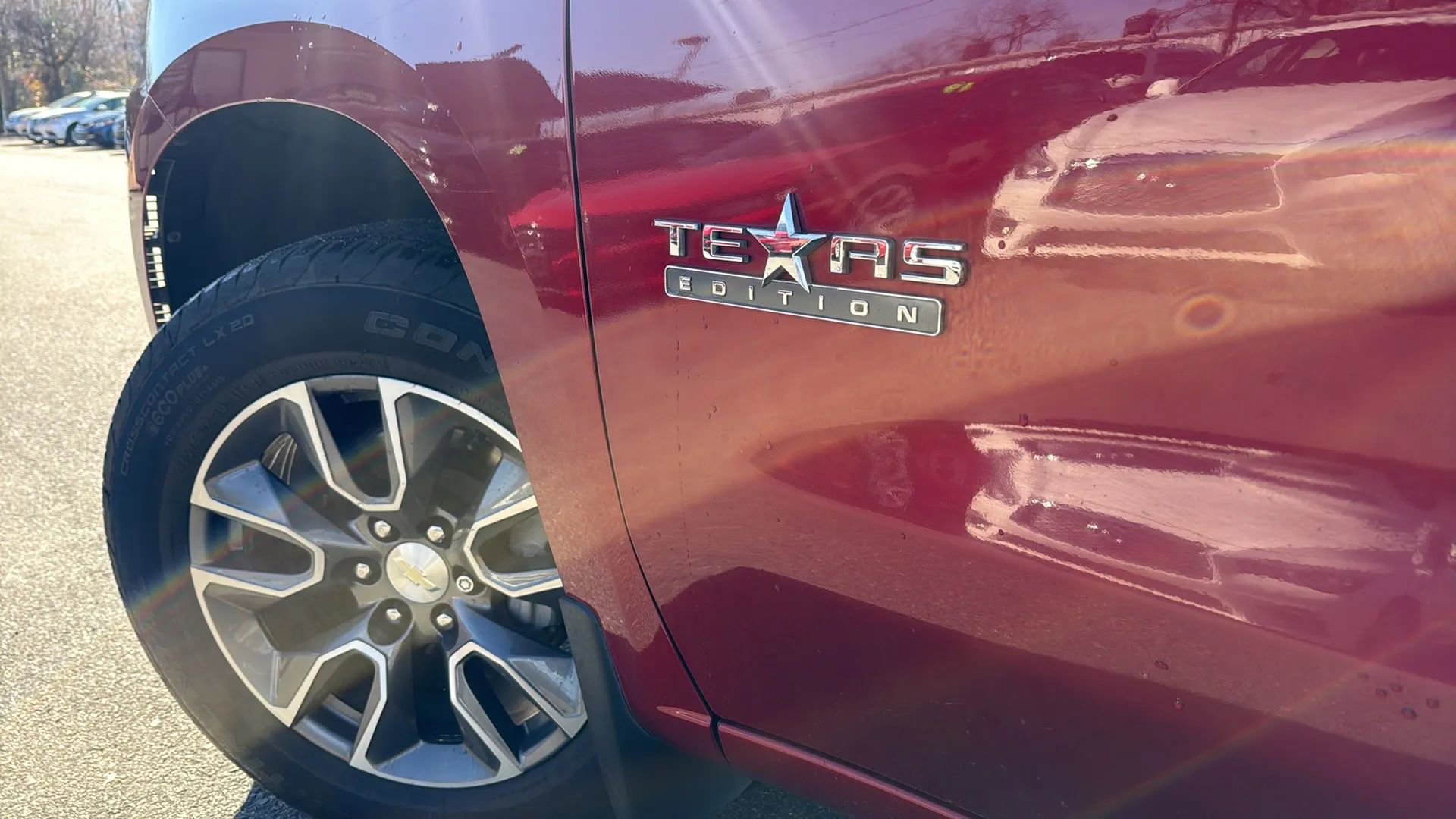 Used 2019 Chevrolet Silverado 1500 LT w/ Texas Edition image 4