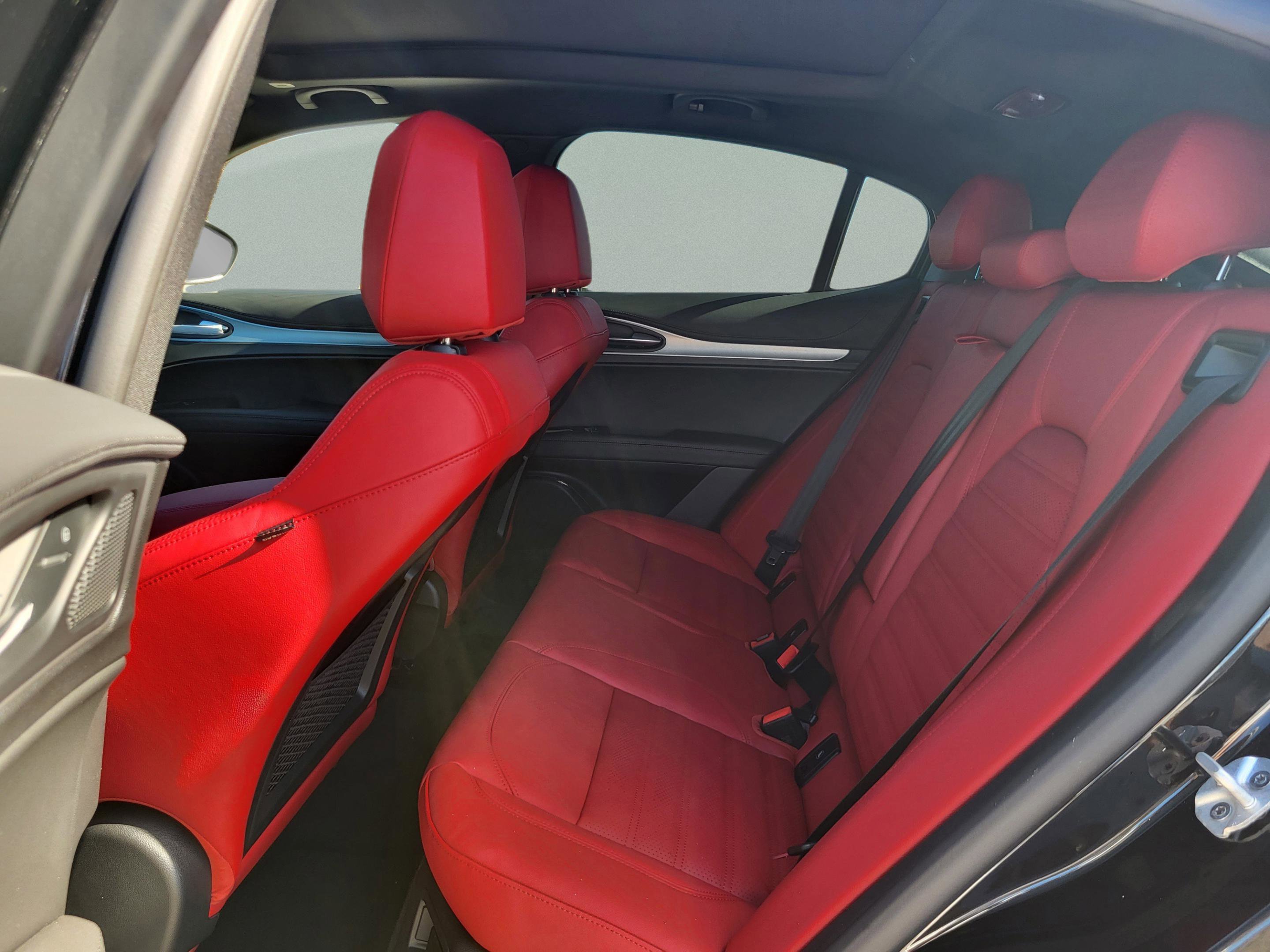 New 2026 Alfa Romeo Stelvio Sprint AWD/4WD image 39