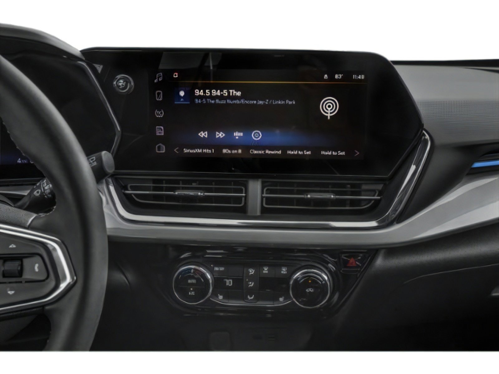 Used 2025 Chevrolet Trax LT w/ LT Convenience Package FWD image 13