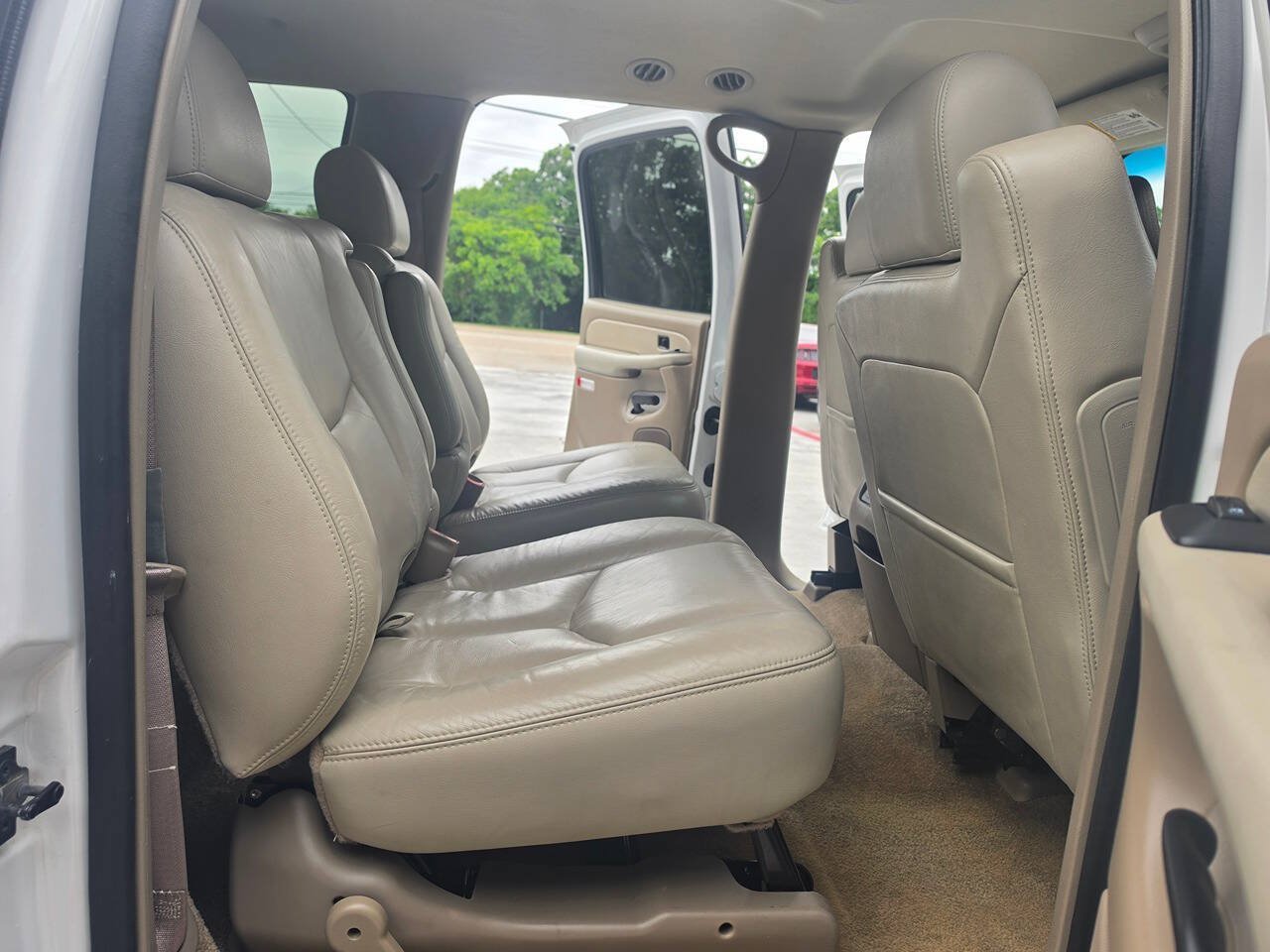 Used 2003 GMC Yukon XL SLT w/ 1SD Preferred Equipment Group RWD image 30