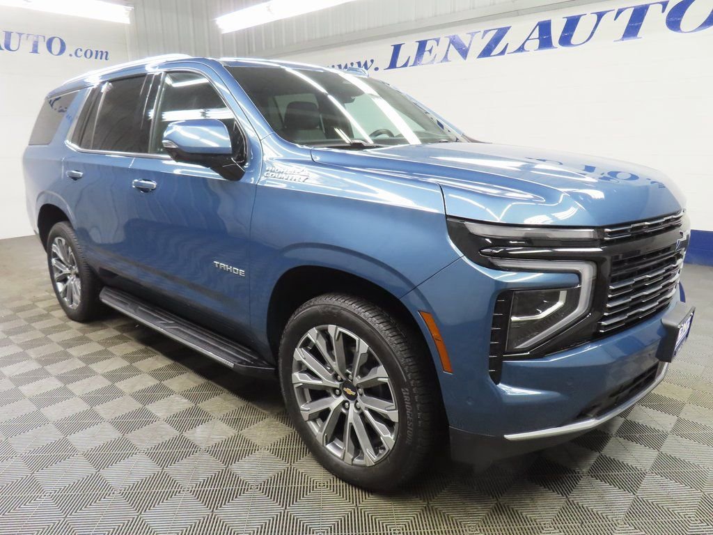 Used 2025 Chevrolet Tahoe High Country image 3