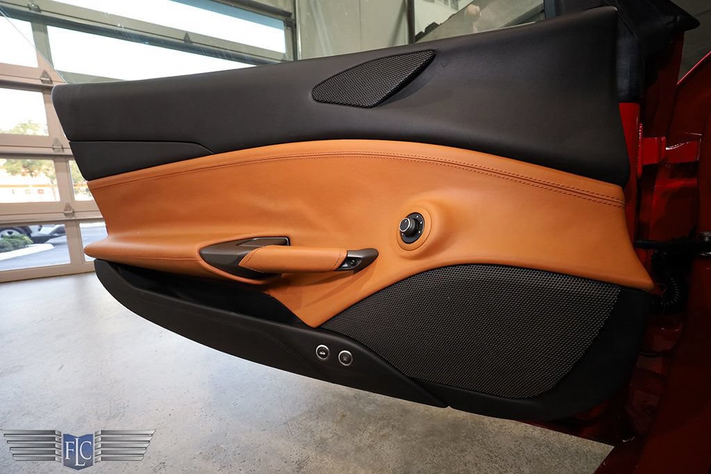 Used 2018 Ferrari 488 GTB RWD image 17