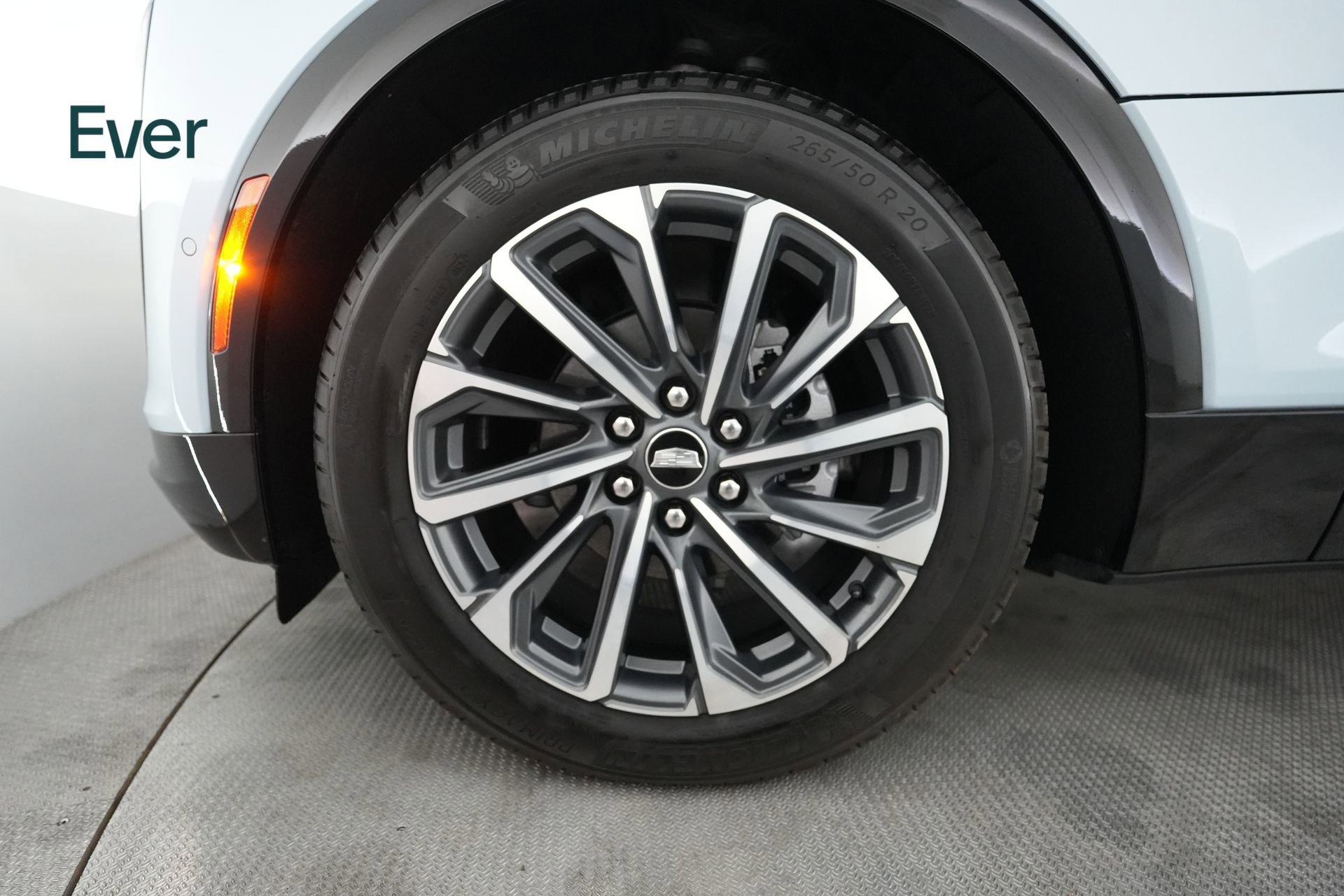 Used 2024 Cadillac Lyriq Sport AWD/4WD image 19