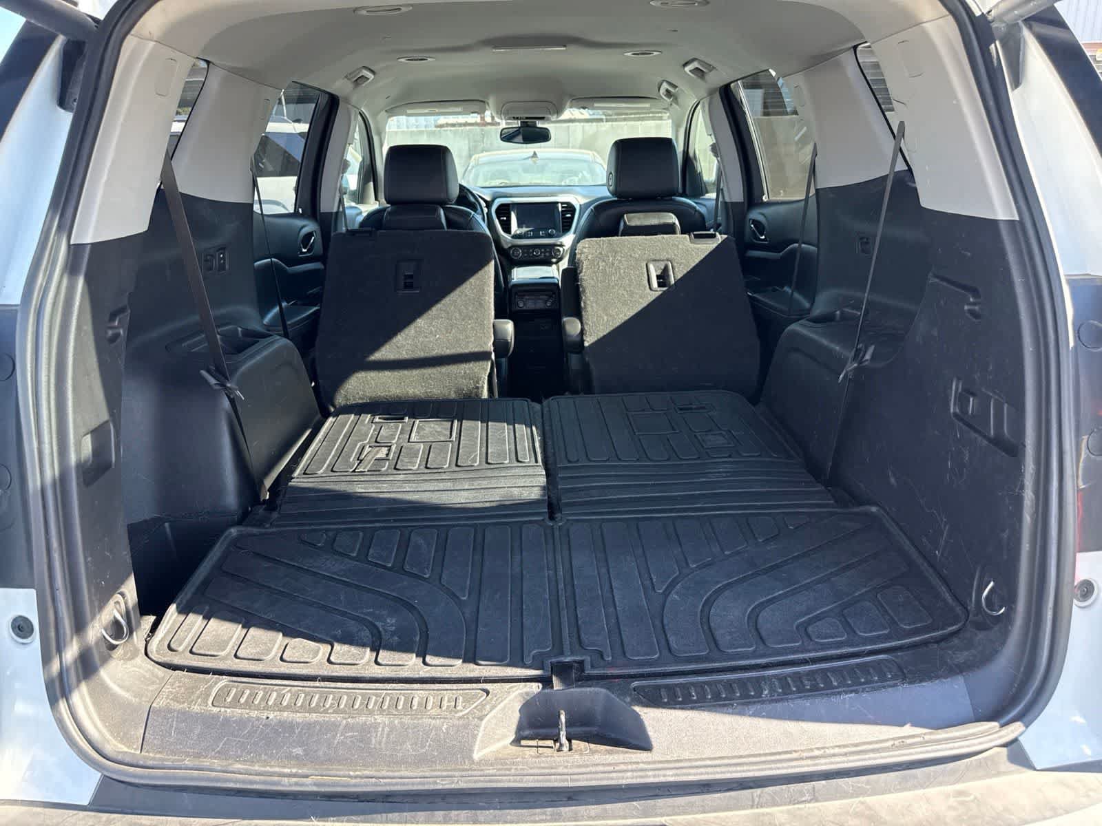 Used 2020 GMC Acadia SLT FWD image 13