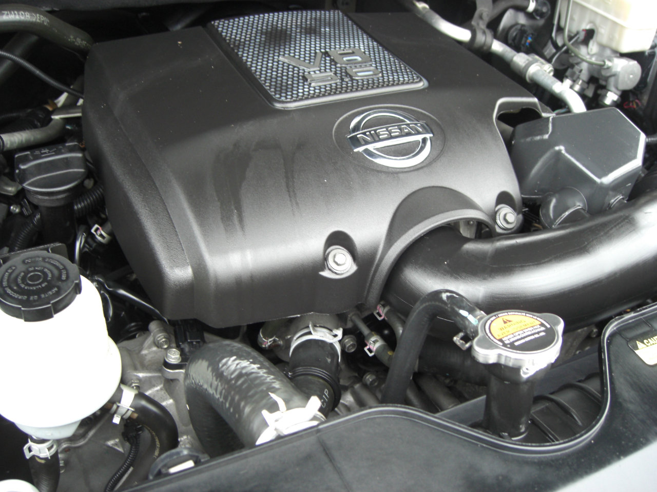 Used 2015 Nissan Armada SV image 22