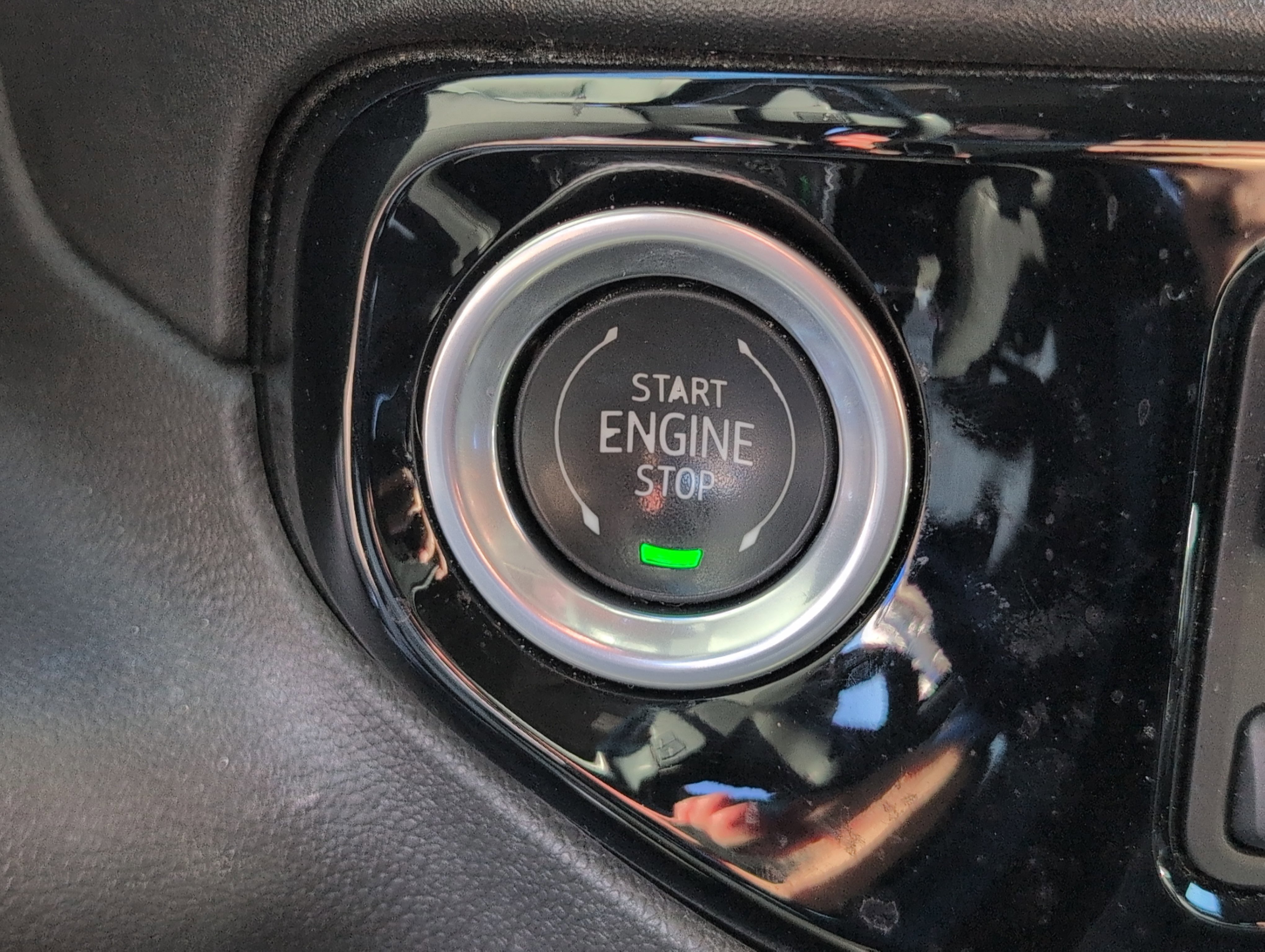 Used 2024 Chevrolet Silverado 1500 LTZ w/ LTZ Convenience Package II image 23