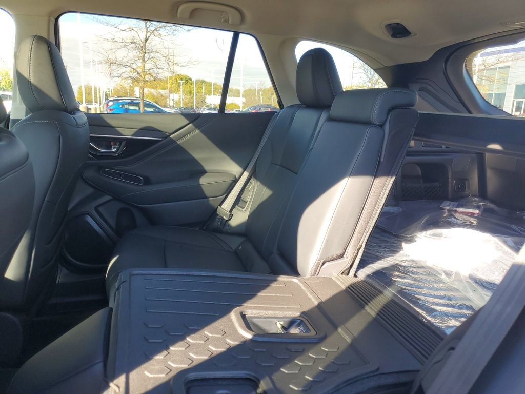 Used 2025 Subaru Outback Touring XT image 30