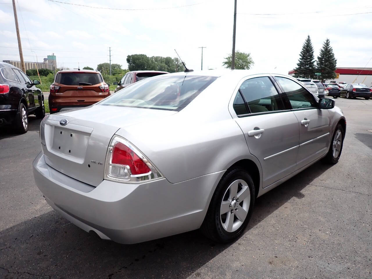 Used 2009 Ford Fusion SE FWD image 6