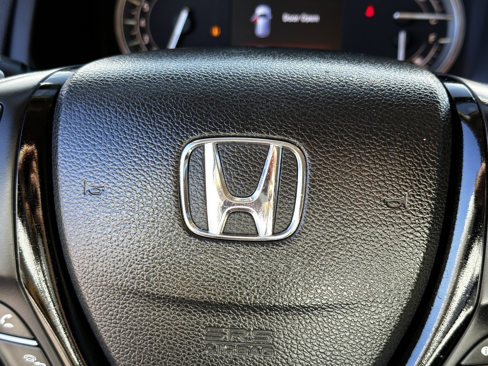 Used 2016 Honda Pilot Touring image 27