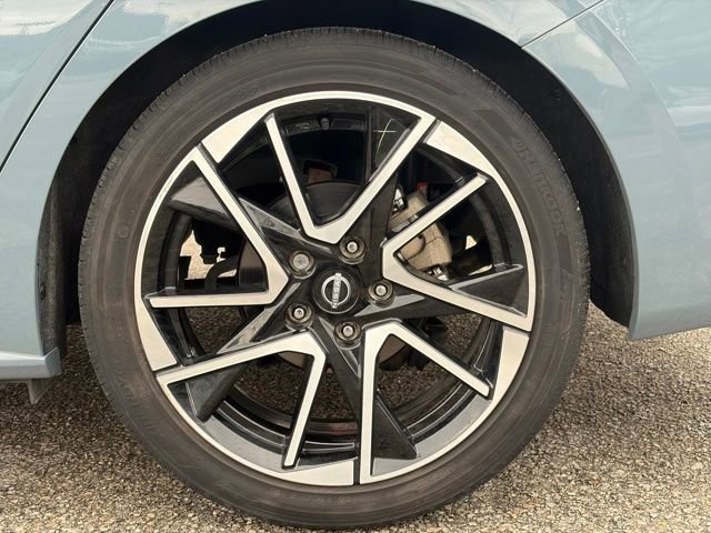 Used 2024 Nissan Sentra SR w/ SR Premium Package image 15