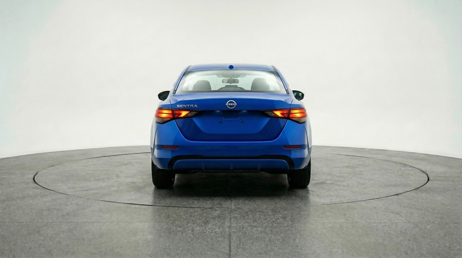 Used 2025 Nissan Sentra SV image 7