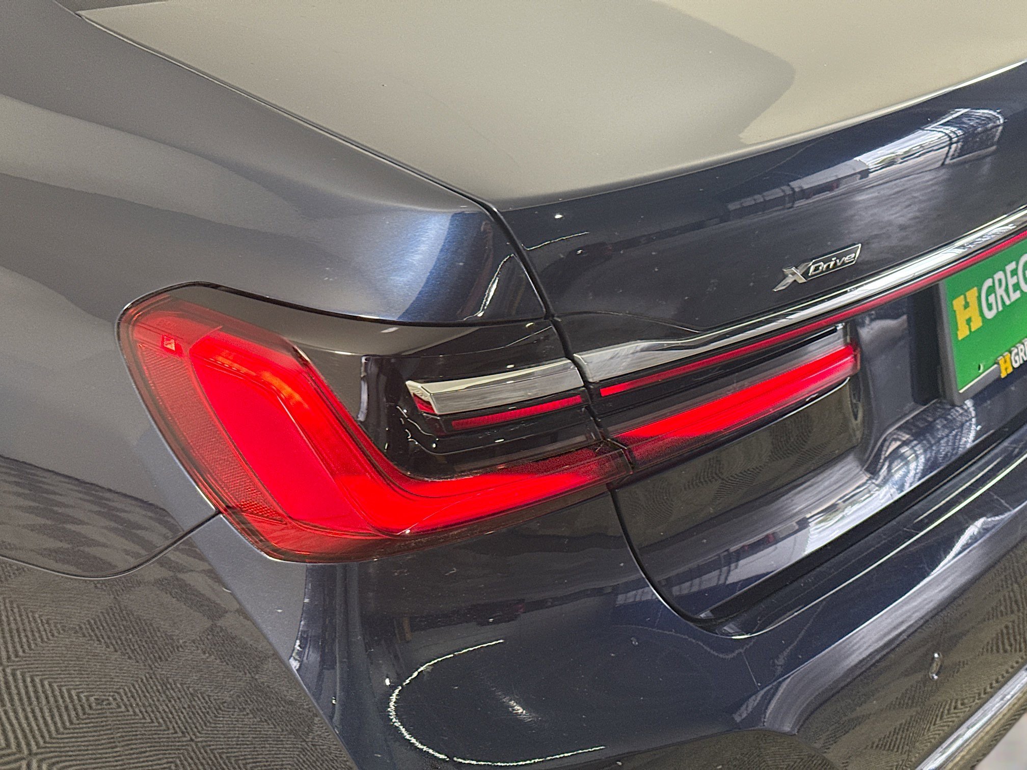 Used 2020 BMW 750i xDrive w/ Executive Package AWD/4WD image 36