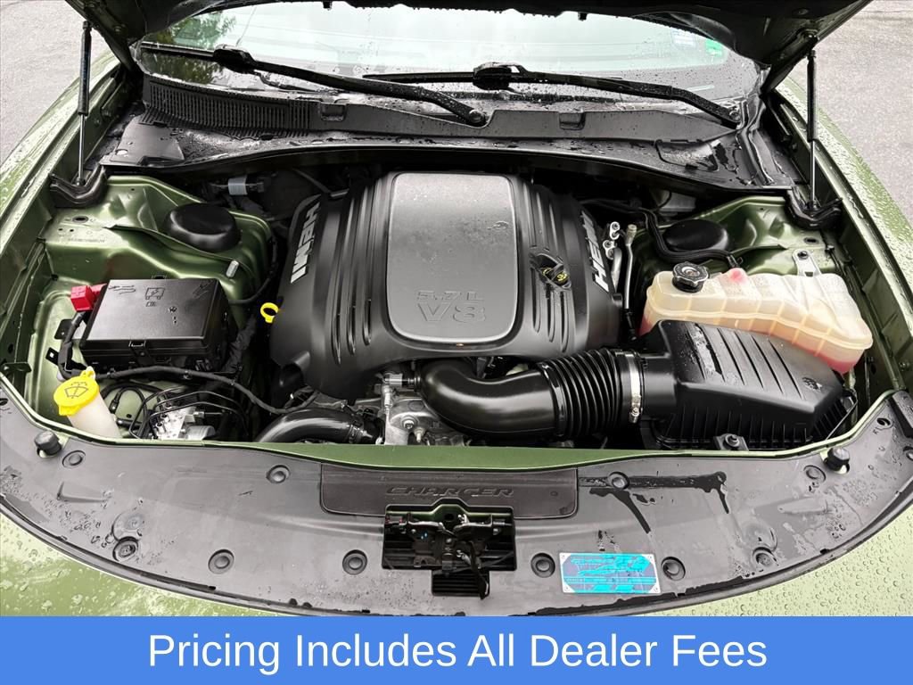 Used 2023 Dodge Charger R/T w/ Plus Group RWD image 25