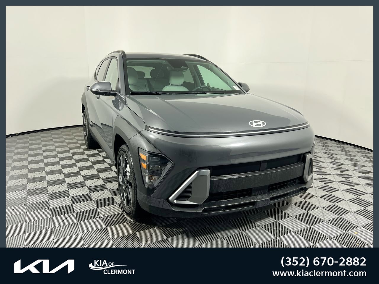 Used 2025 Hyundai Kona SEL image 1