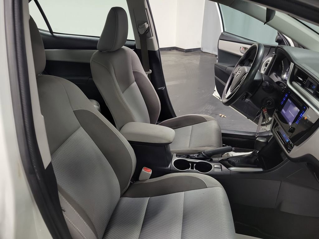 Used 2017 Toyota Corolla LE w/ Carpet Mat Package (TMS) image 21