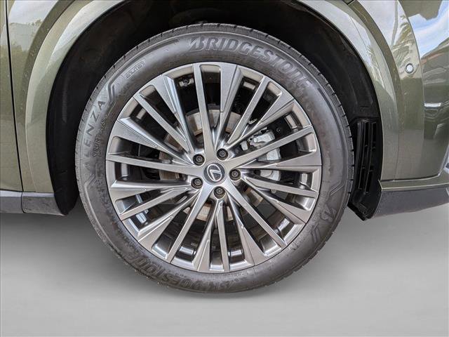 Used 2023 Lexus RX 350 w/ Luxury Package image 22