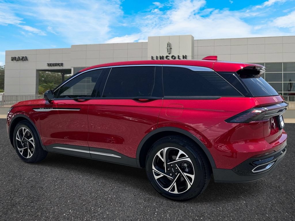 Certified 2024 Lincoln Nautilus Premier AWD/4WD image 5