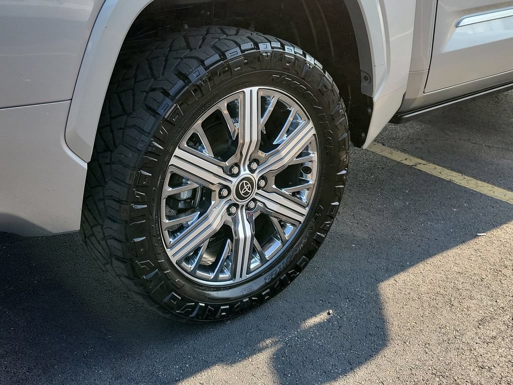 Used 2024 Toyota Tundra Capstone AWD/4WD image 7