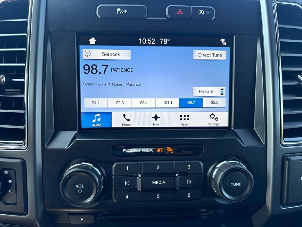 Used 2018 Ford F150 XLT w/ Equipment Group 302A Luxury AWD/4WD image 13