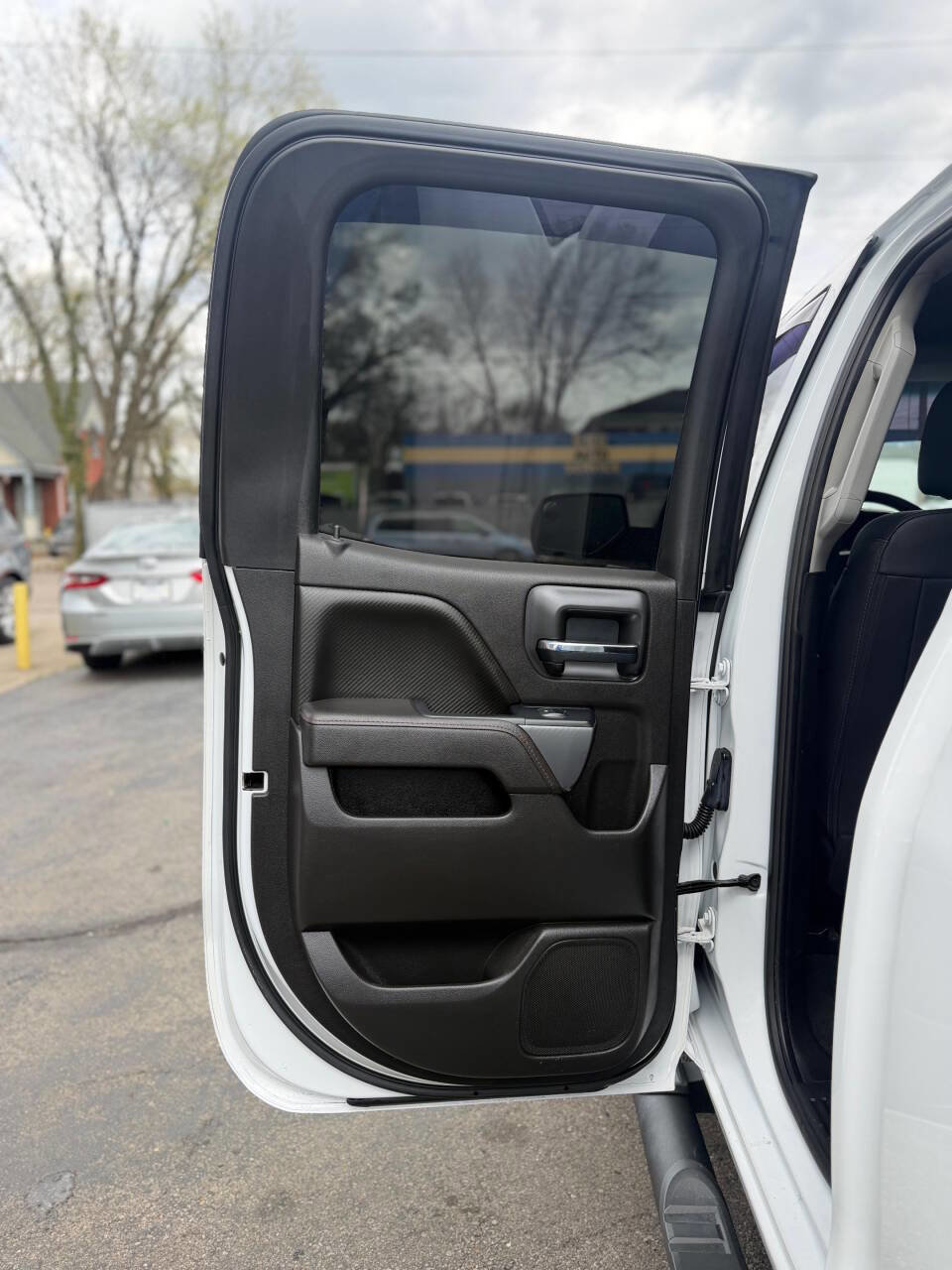 Used 2017 GMC Sierra 1500 SLT AWD/4WD image 11