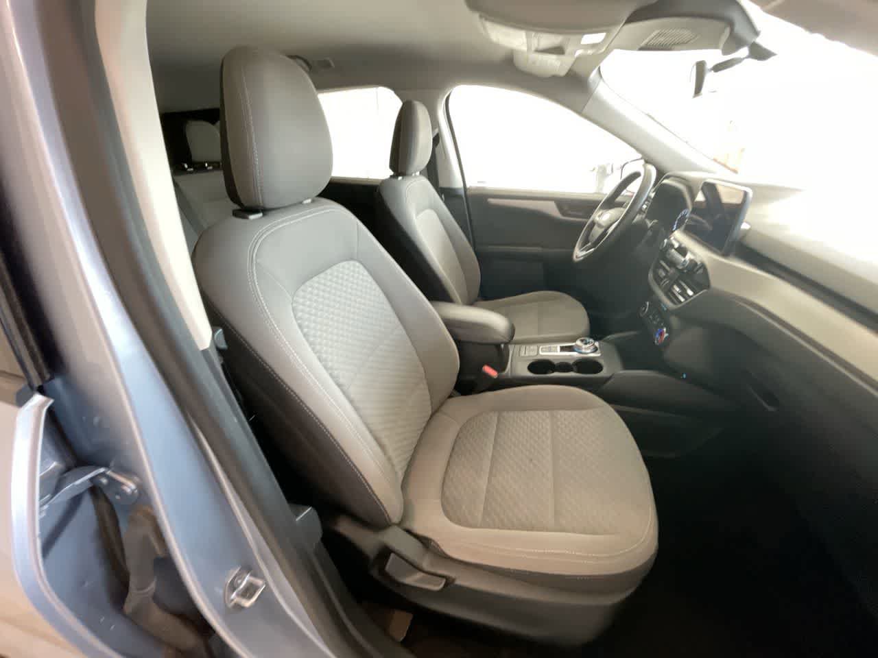 Used 2022 Ford Escape SE AWD/4WD image 23